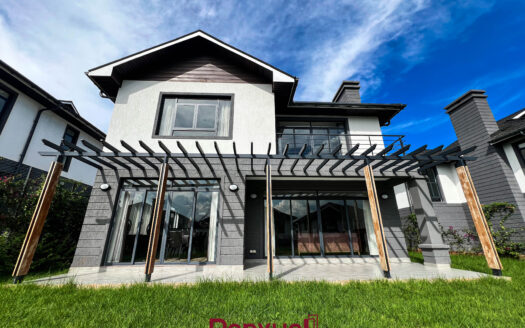 Runda 4 Bedroom Villa for Sale