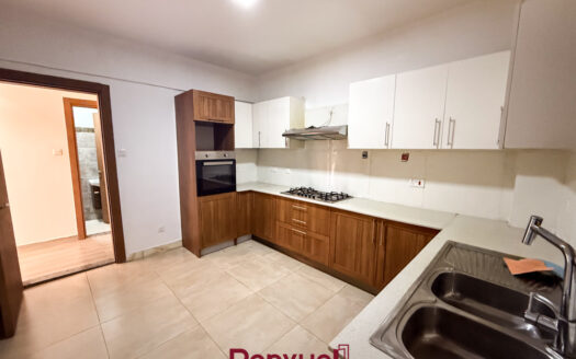 Kilimani 3 Bedroom + DSQ Apartment for Rent