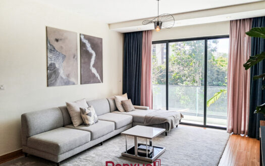 Riverside Dr 1 Bedroom Apartment for Sale