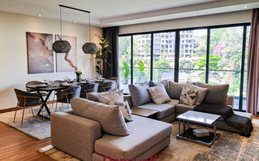 Riverside Dr 3 Bedroom Apartment for Sale