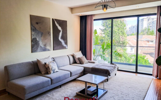 Riverside Dr 2 Bedroom Apartment for Sale