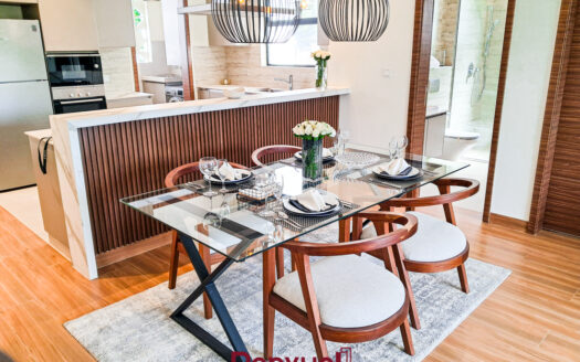 Riverside Dr 1 Bedroom Apartment for Sale